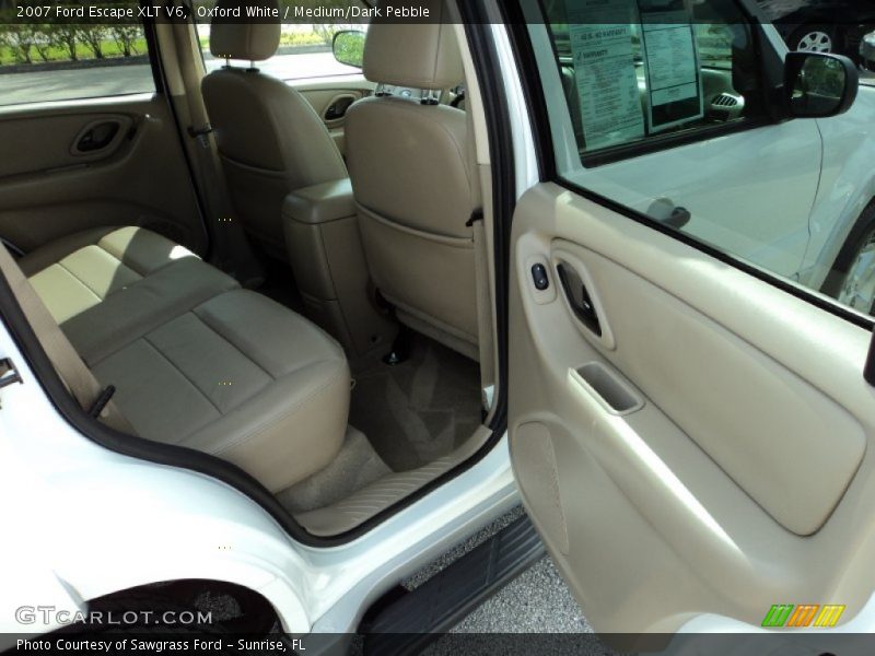 Oxford White / Medium/Dark Pebble 2007 Ford Escape XLT V6