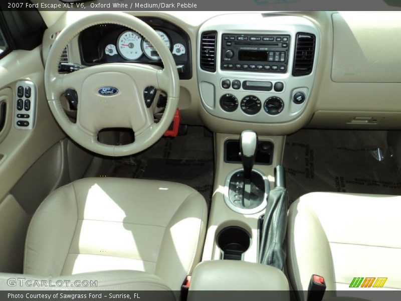 Oxford White / Medium/Dark Pebble 2007 Ford Escape XLT V6