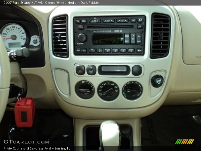 Oxford White / Medium/Dark Pebble 2007 Ford Escape XLT V6