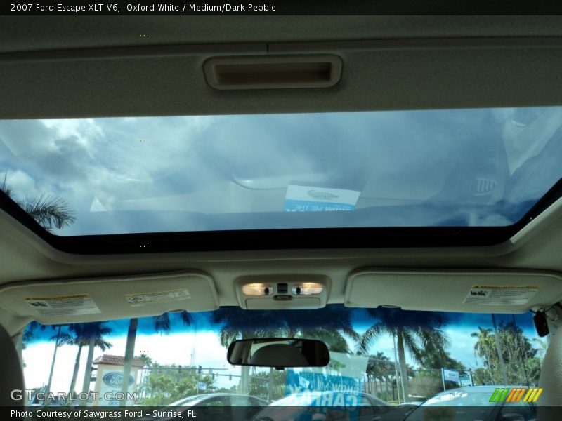 Oxford White / Medium/Dark Pebble 2007 Ford Escape XLT V6