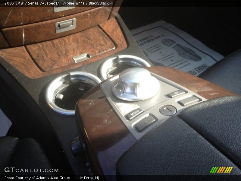 Alpine White / Black/Black 2005 BMW 7 Series 745i Sedan