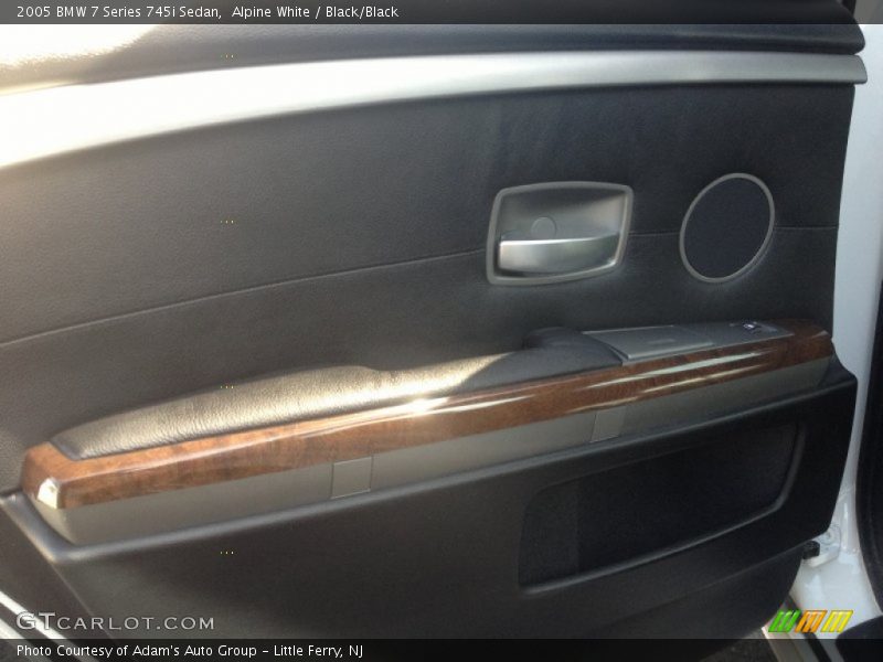 Alpine White / Black/Black 2005 BMW 7 Series 745i Sedan