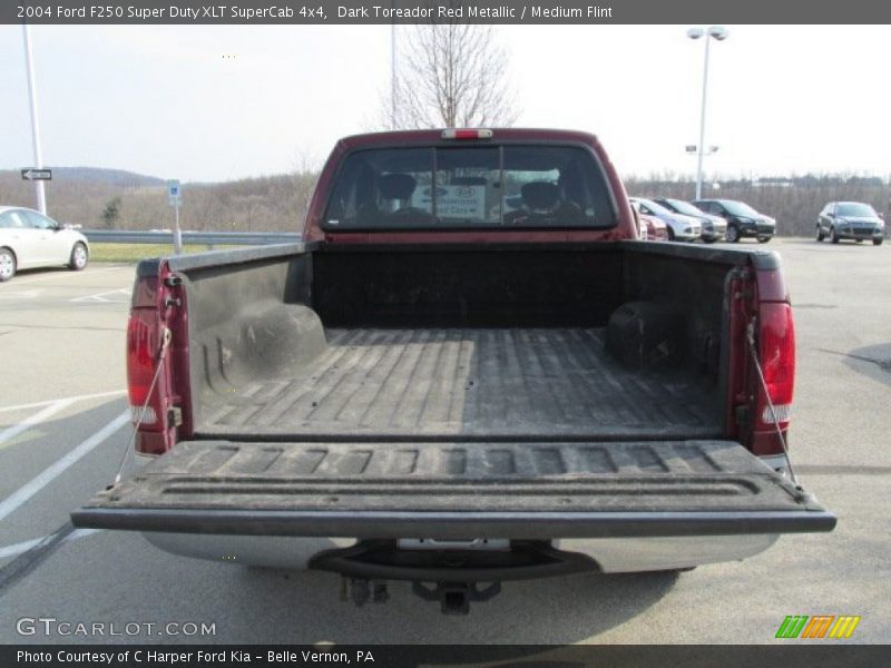 Dark Toreador Red Metallic / Medium Flint 2004 Ford F250 Super Duty XLT SuperCab 4x4