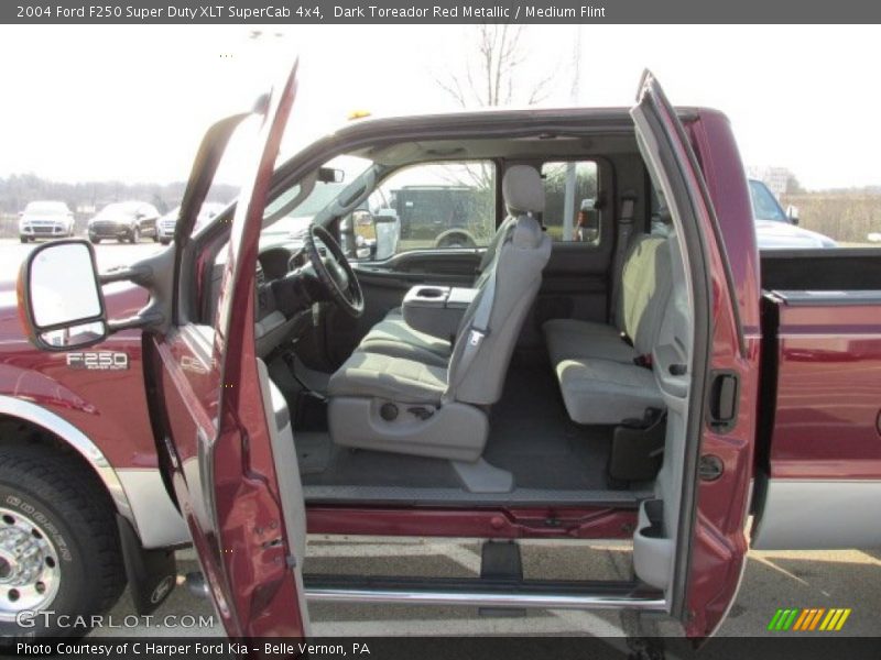 Dark Toreador Red Metallic / Medium Flint 2004 Ford F250 Super Duty XLT SuperCab 4x4