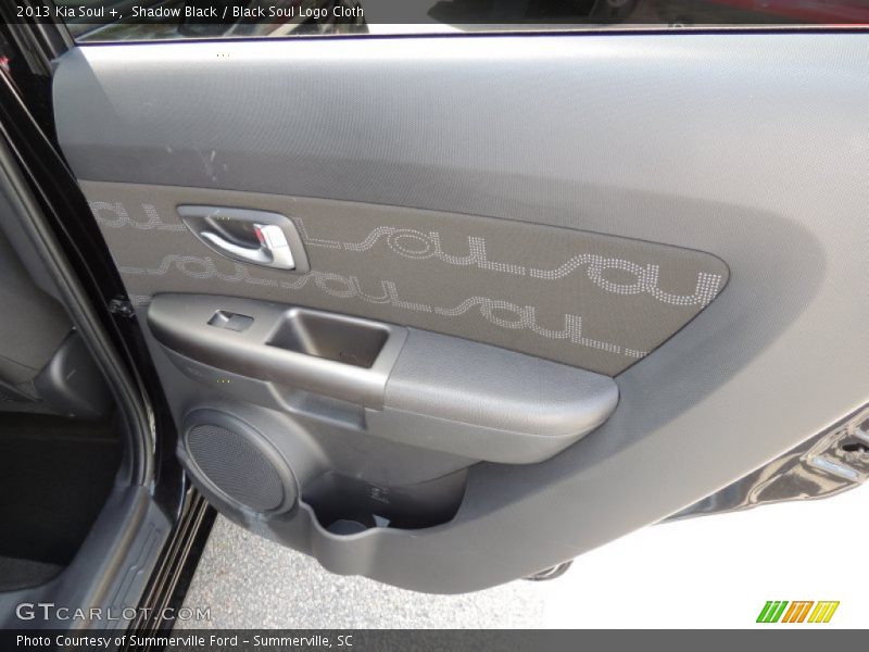 Shadow Black / Black Soul Logo Cloth 2013 Kia Soul +
