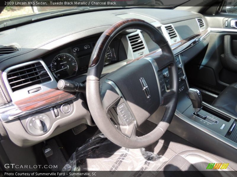 Tuxedo Black Metallic / Charcoal Black 2009 Lincoln MKS Sedan