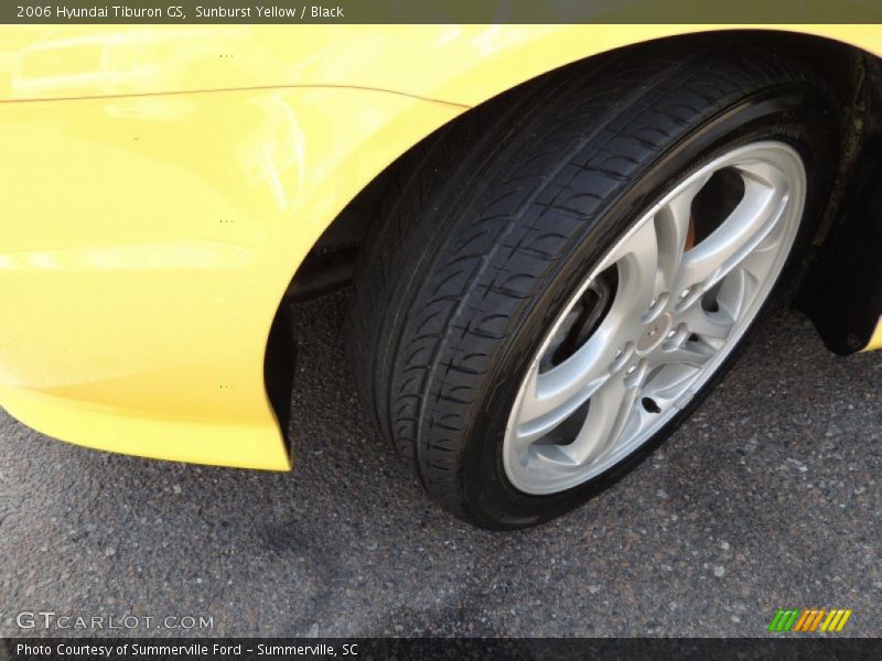 Sunburst Yellow / Black 2006 Hyundai Tiburon GS