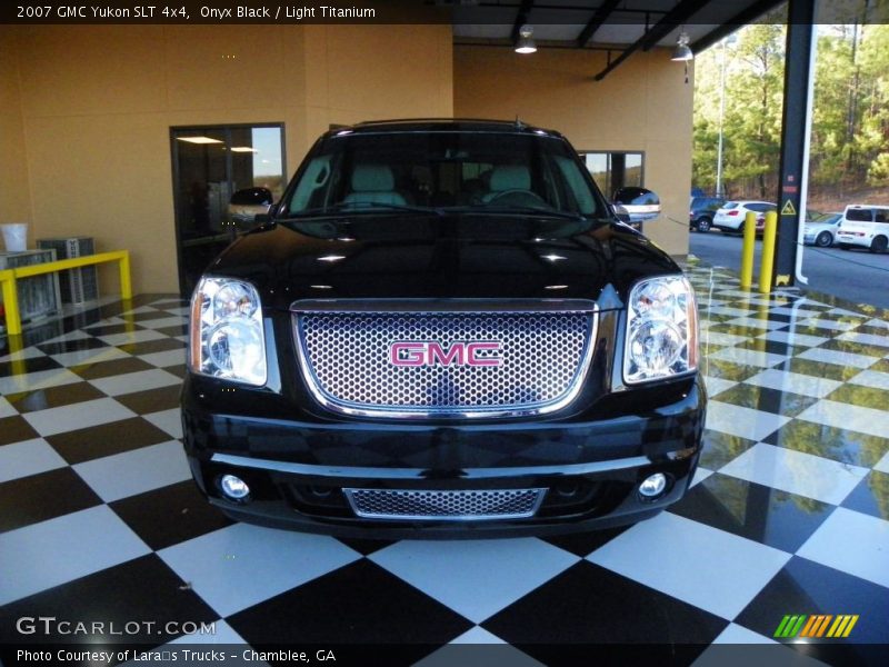 Onyx Black / Light Titanium 2007 GMC Yukon SLT 4x4