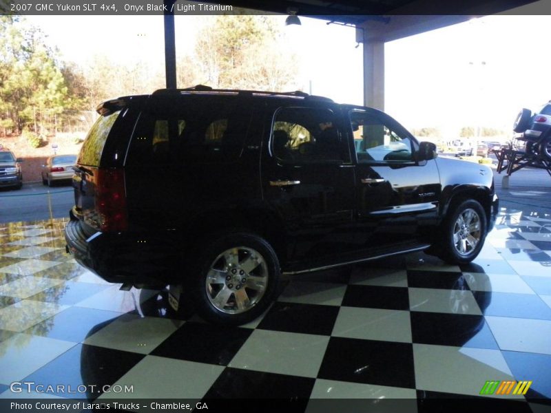 Onyx Black / Light Titanium 2007 GMC Yukon SLT 4x4