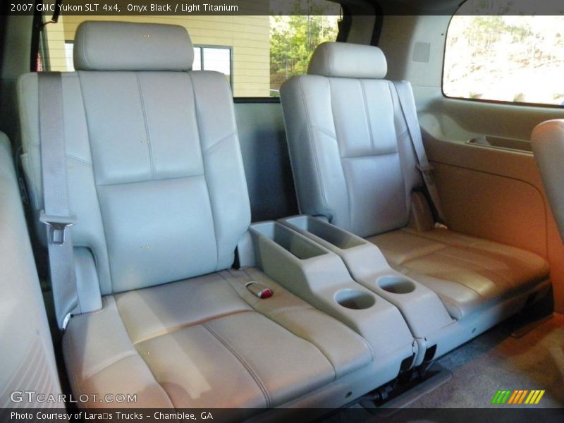 Onyx Black / Light Titanium 2007 GMC Yukon SLT 4x4