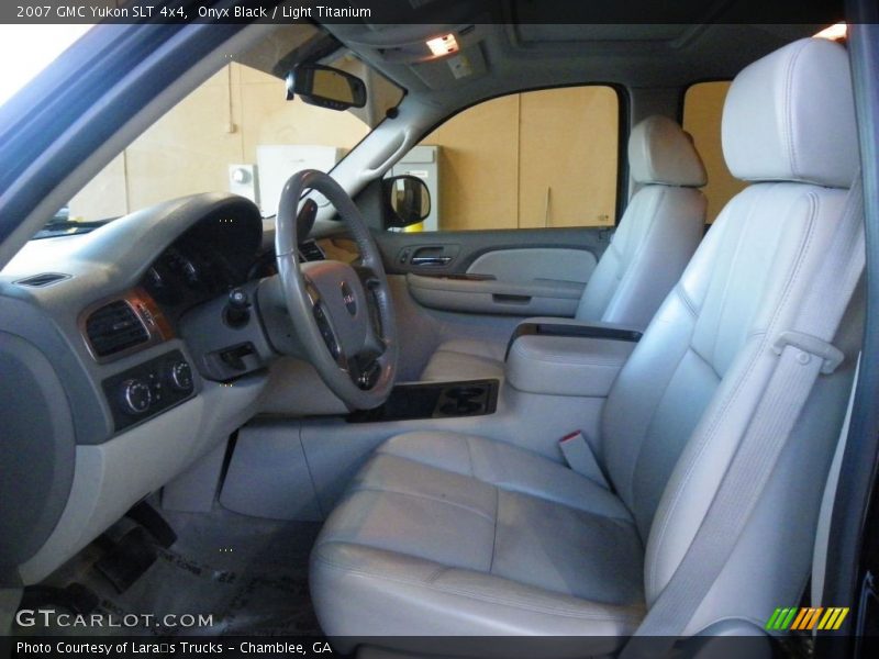 Onyx Black / Light Titanium 2007 GMC Yukon SLT 4x4