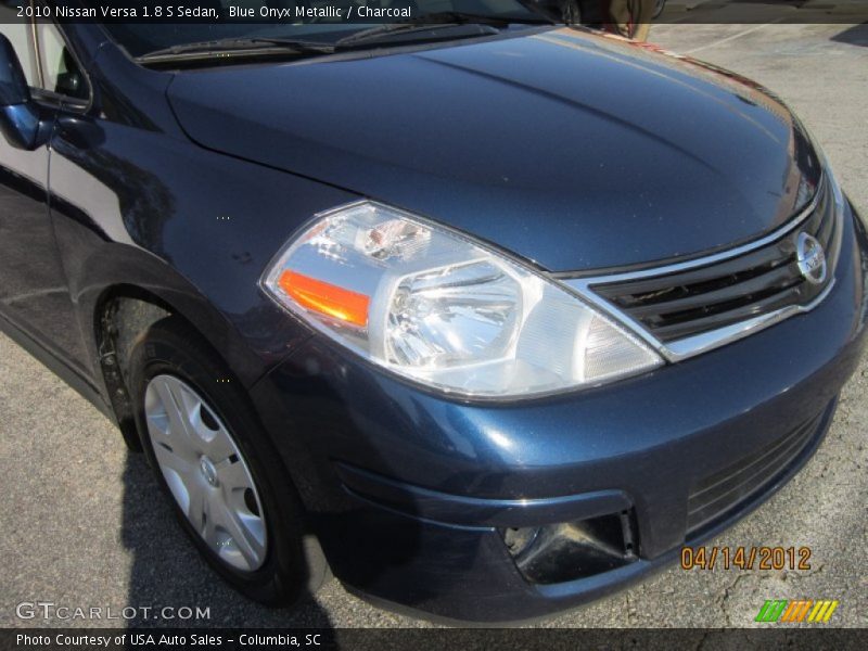 Blue Onyx Metallic / Charcoal 2010 Nissan Versa 1.8 S Sedan