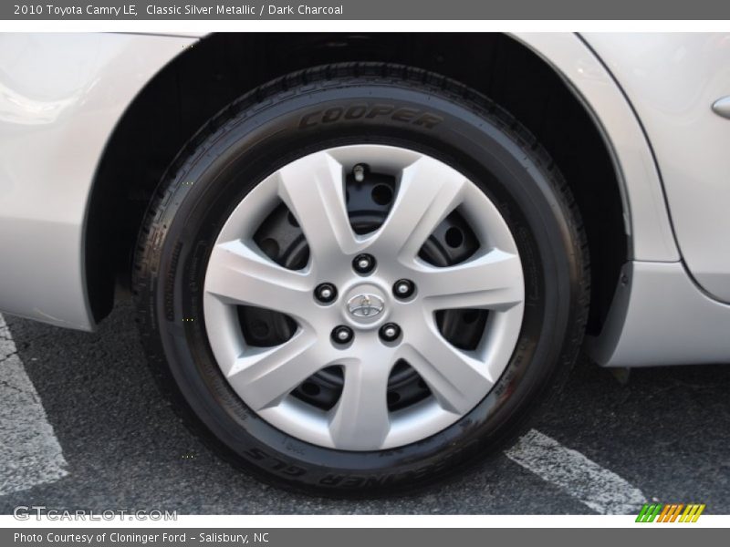 Classic Silver Metallic / Dark Charcoal 2010 Toyota Camry LE