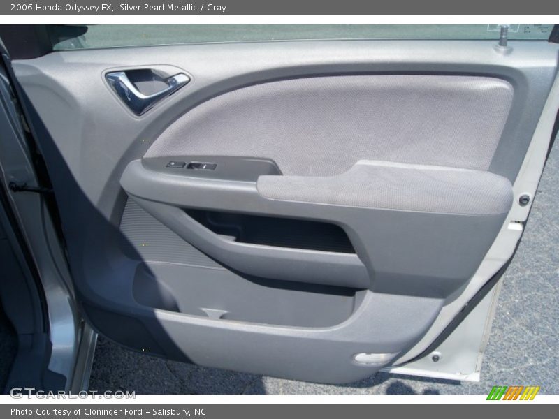 Silver Pearl Metallic / Gray 2006 Honda Odyssey EX