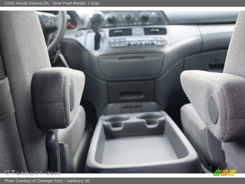Silver Pearl Metallic / Gray 2006 Honda Odyssey EX