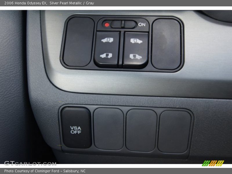 Silver Pearl Metallic / Gray 2006 Honda Odyssey EX