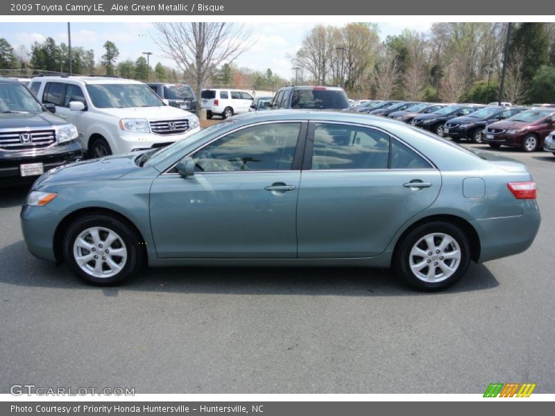 Aloe Green Metallic / Bisque 2009 Toyota Camry LE