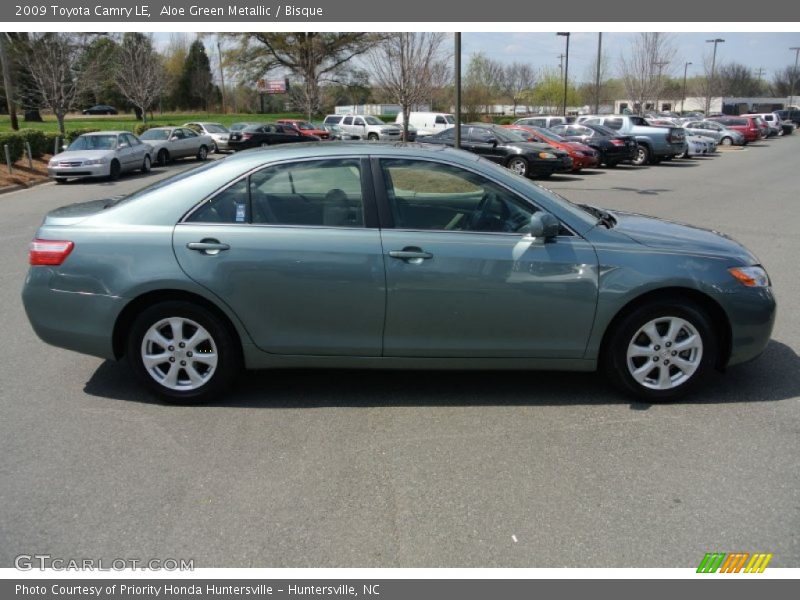 Aloe Green Metallic / Bisque 2009 Toyota Camry LE