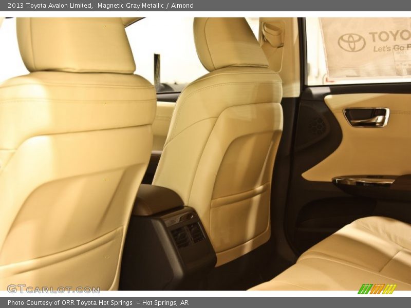 Magnetic Gray Metallic / Almond 2013 Toyota Avalon Limited