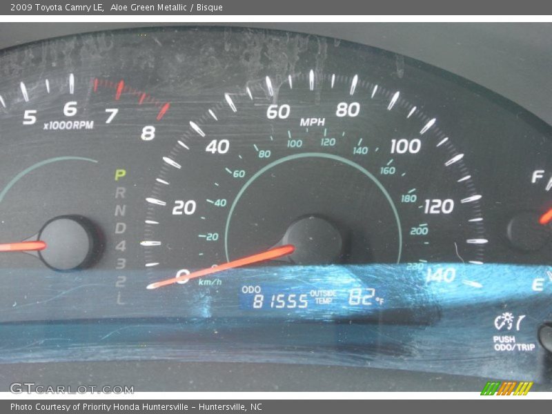 Aloe Green Metallic / Bisque 2009 Toyota Camry LE