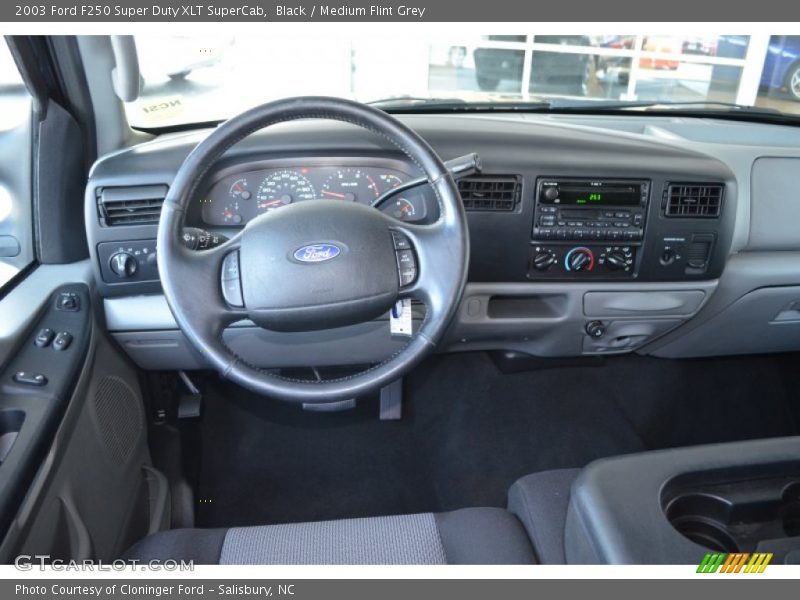 Black / Medium Flint Grey 2003 Ford F250 Super Duty XLT SuperCab