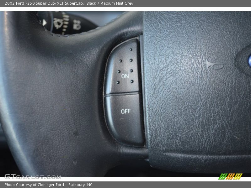 Black / Medium Flint Grey 2003 Ford F250 Super Duty XLT SuperCab