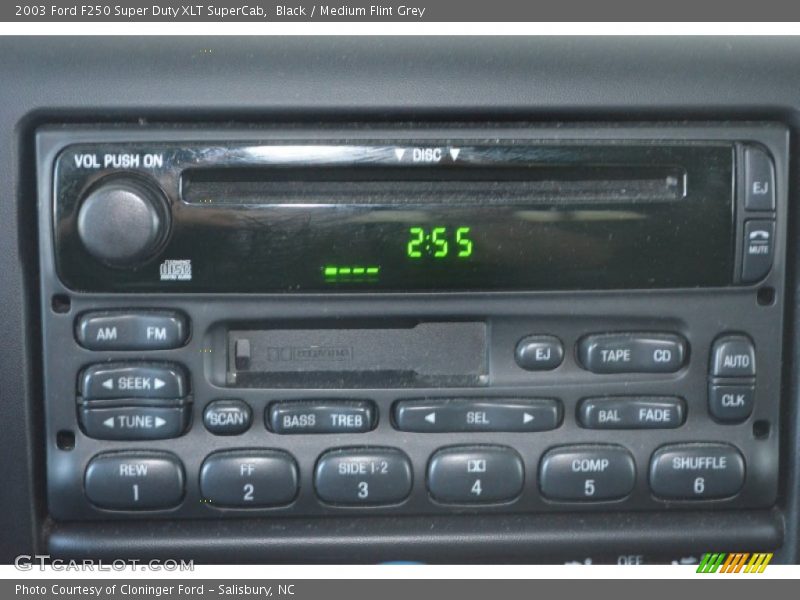 Audio System of 2003 F250 Super Duty XLT SuperCab
