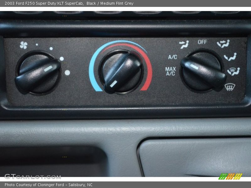 Black / Medium Flint Grey 2003 Ford F250 Super Duty XLT SuperCab