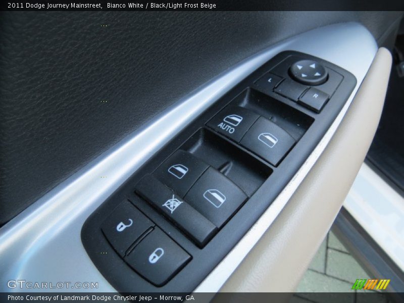 Bianco White / Black/Light Frost Beige 2011 Dodge Journey Mainstreet