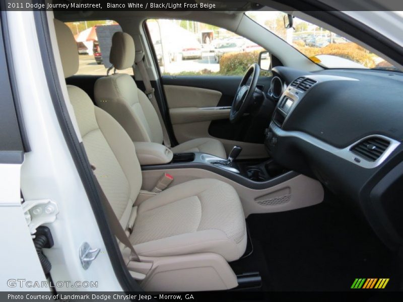Bianco White / Black/Light Frost Beige 2011 Dodge Journey Mainstreet
