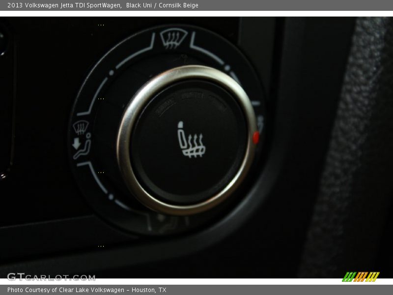 Black Uni / Cornsilk Beige 2013 Volkswagen Jetta TDI SportWagen