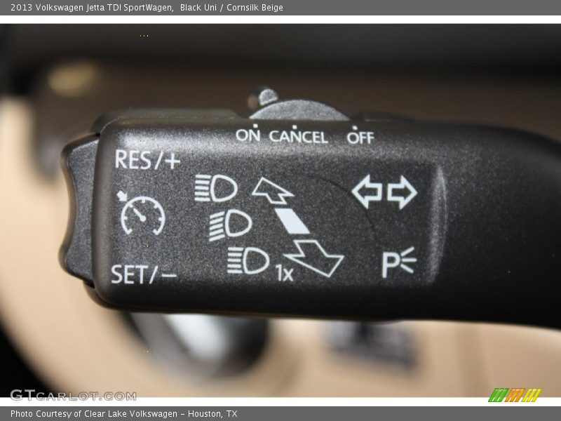 Black Uni / Cornsilk Beige 2013 Volkswagen Jetta TDI SportWagen