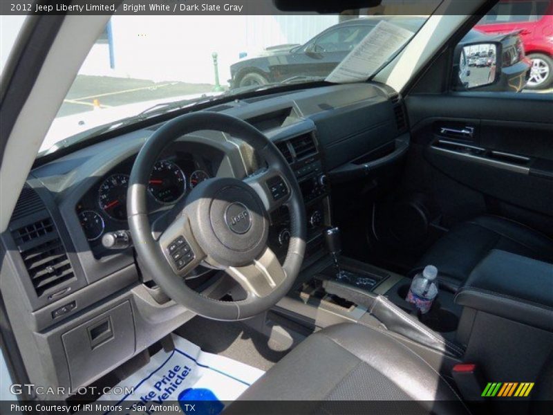 Bright White / Dark Slate Gray 2012 Jeep Liberty Limited