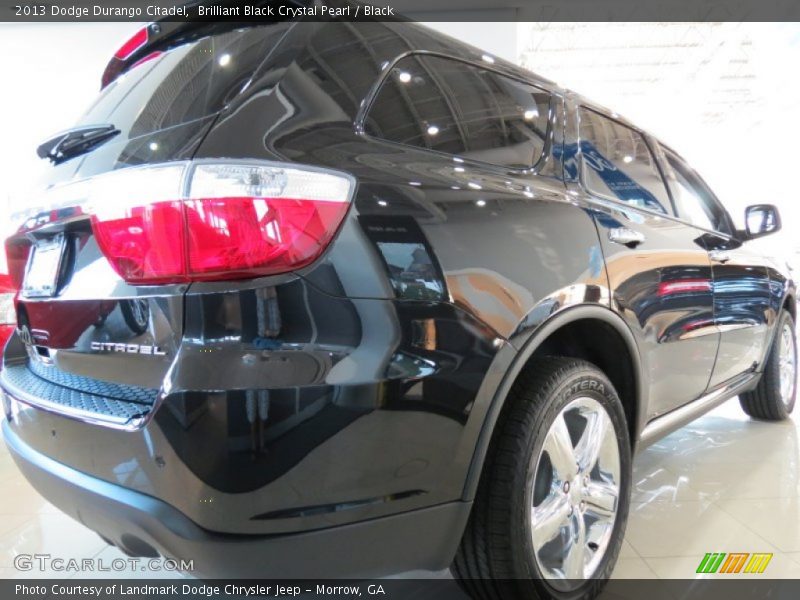 Brilliant Black Crystal Pearl / Black 2013 Dodge Durango Citadel