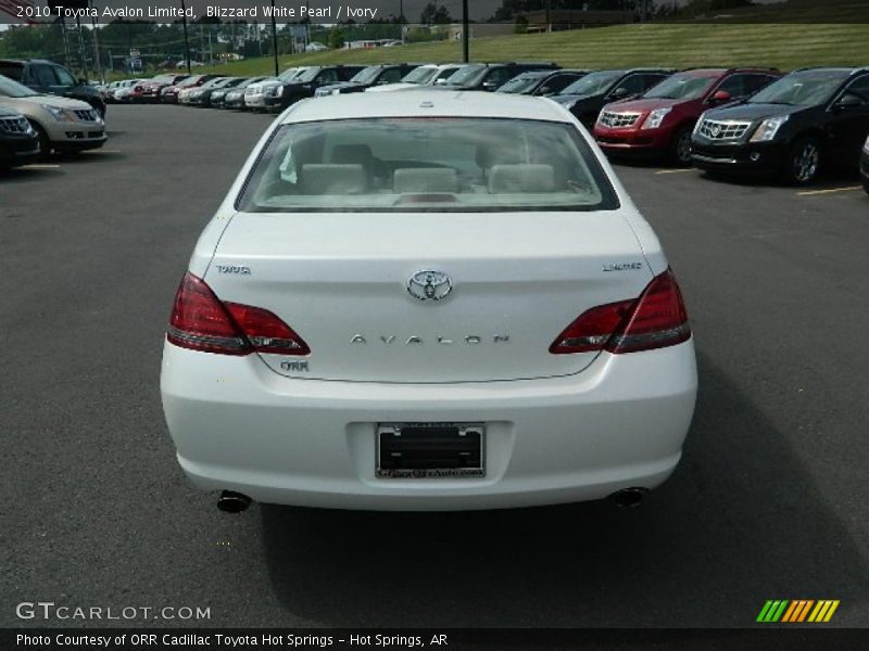 Blizzard White Pearl / Ivory 2010 Toyota Avalon Limited