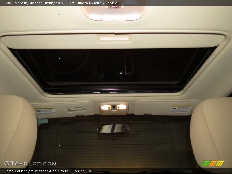 Light Tundra Metallic / Pebble 2007 Mercury Mariner Luxury 4WD