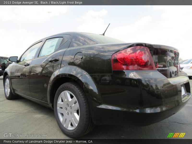 Black / Black/Light Frost Beige 2013 Dodge Avenger SE