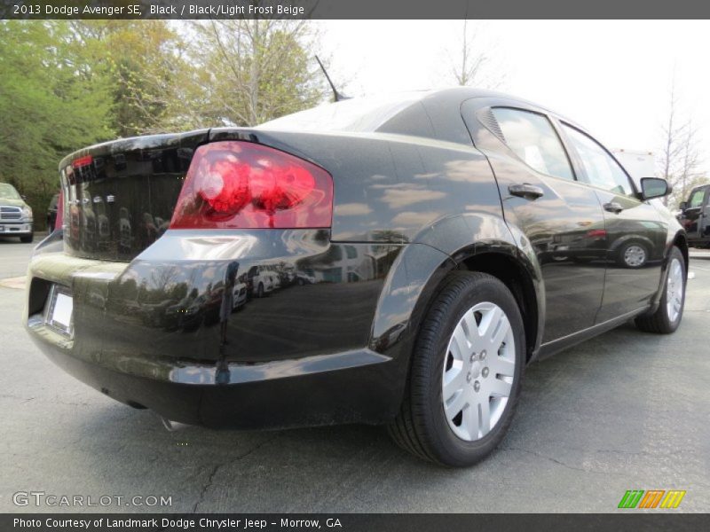 Black / Black/Light Frost Beige 2013 Dodge Avenger SE