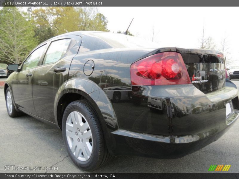 Black / Black/Light Frost Beige 2013 Dodge Avenger SE