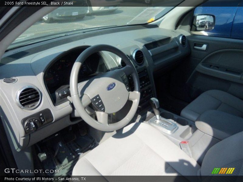 Black / Shale 2005 Ford Freestyle SEL