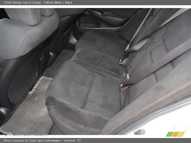 Rear Seat of 2008 Civic Si Sedan