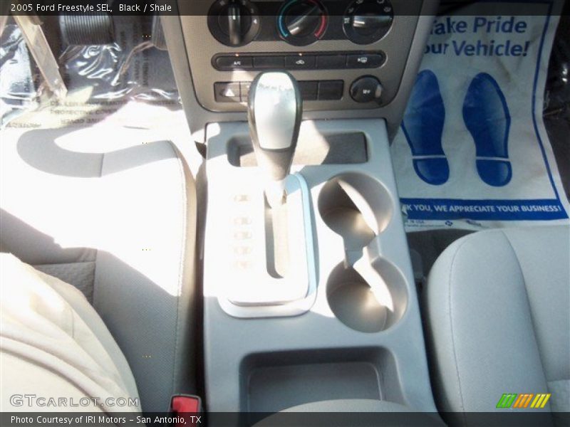 Black / Shale 2005 Ford Freestyle SEL
