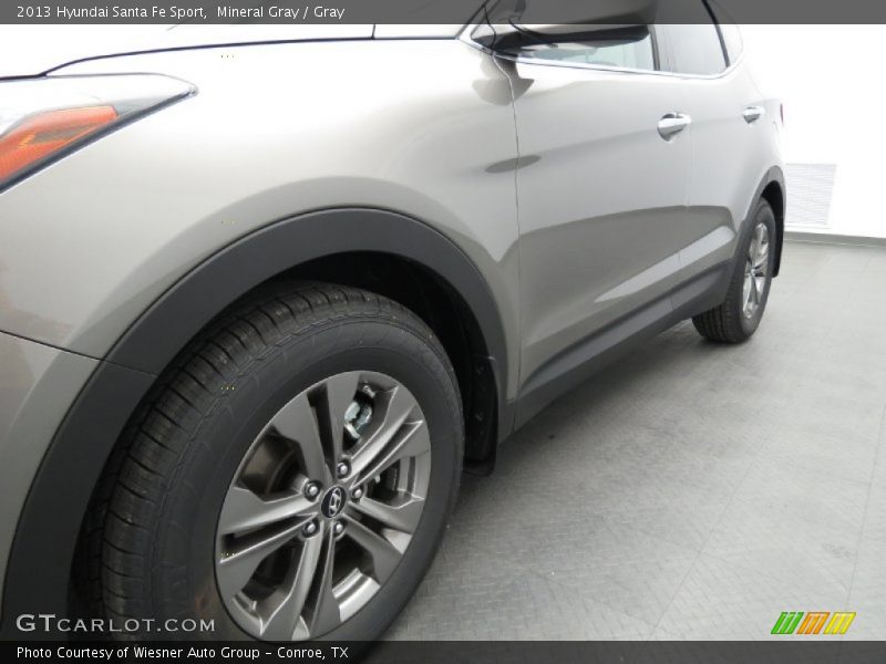 Mineral Gray / Gray 2013 Hyundai Santa Fe Sport