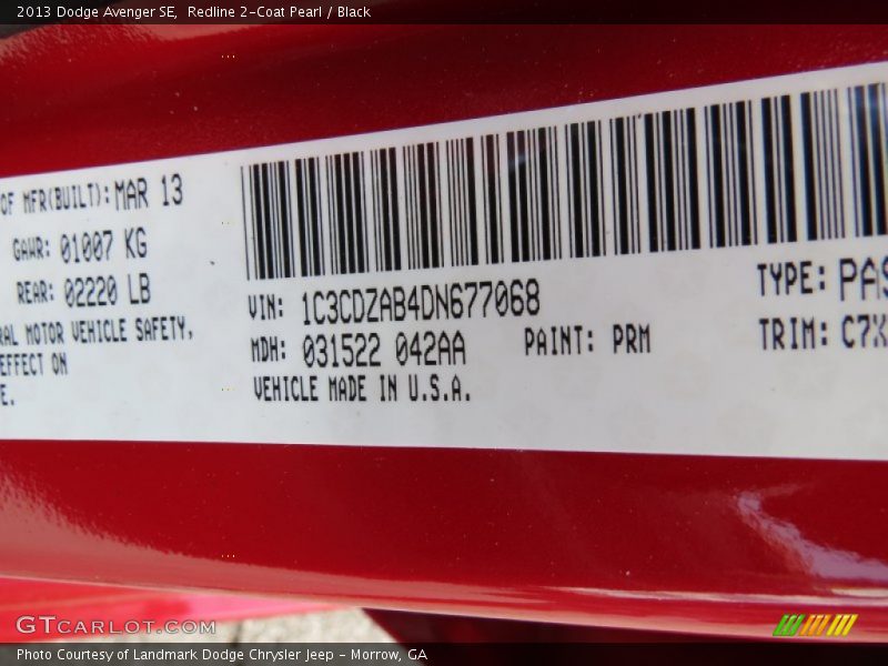 Redline 2-Coat Pearl / Black 2013 Dodge Avenger SE