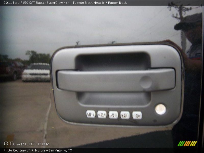 Tuxedo Black Metallic / Raptor Black 2011 Ford F150 SVT Raptor SuperCrew 4x4