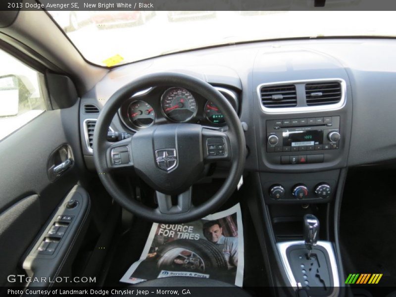 New Bright White / Black 2013 Dodge Avenger SE
