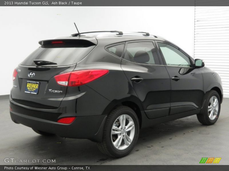Ash Black / Taupe 2013 Hyundai Tucson GLS