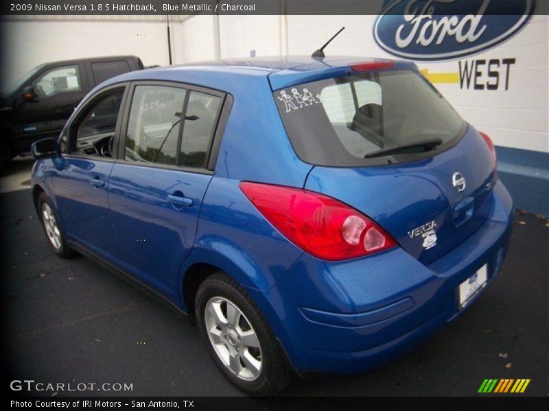 Blue Metallic / Charcoal 2009 Nissan Versa 1.8 S Hatchback