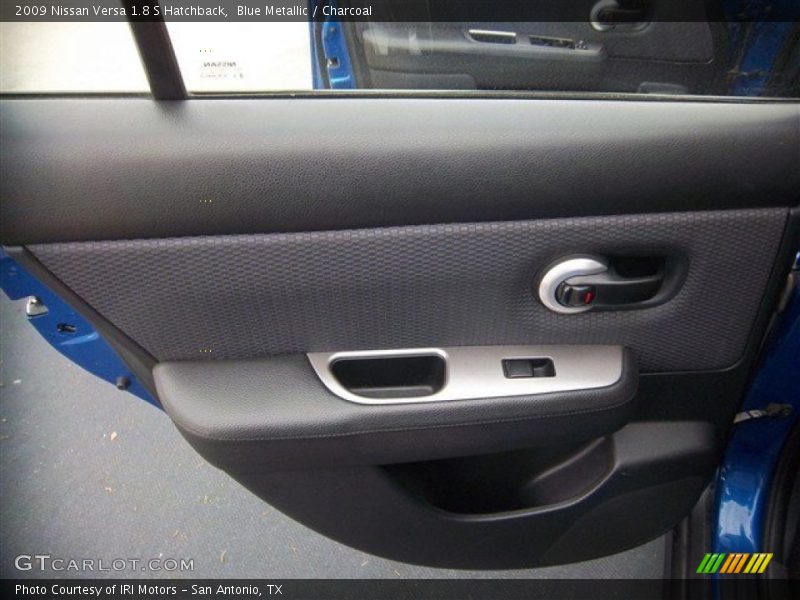 Blue Metallic / Charcoal 2009 Nissan Versa 1.8 S Hatchback