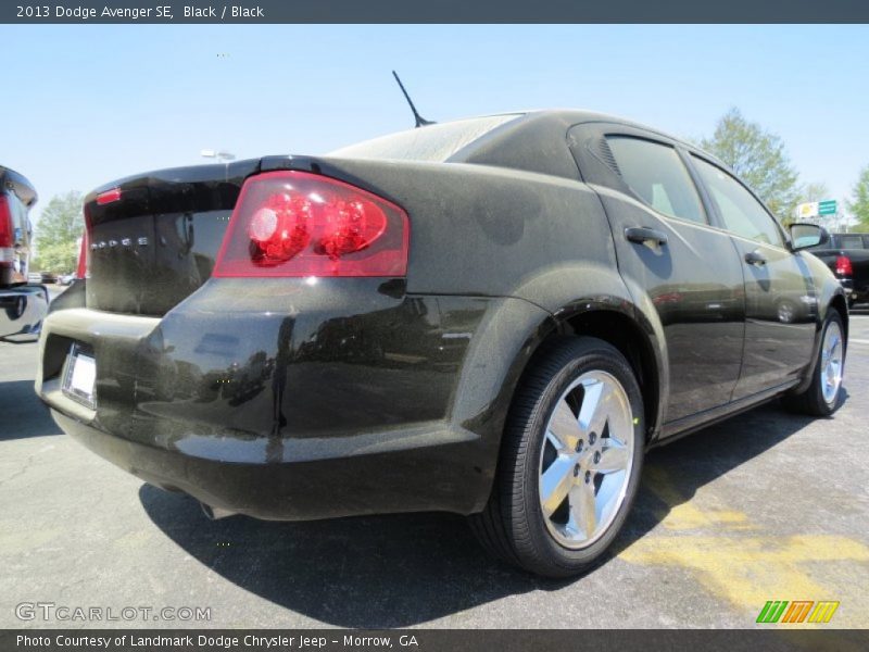 Black / Black 2013 Dodge Avenger SE
